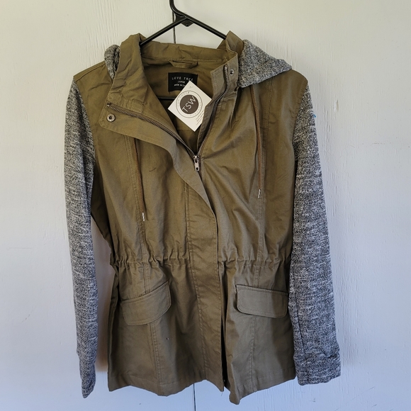 Jacket - Picture 1 of 4